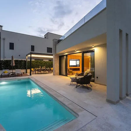 Villa Pelin *