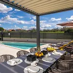 Pelin Villa *
