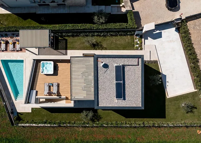 Pelin Villa