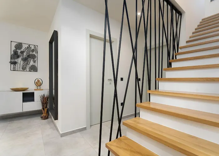 Pelin Villa