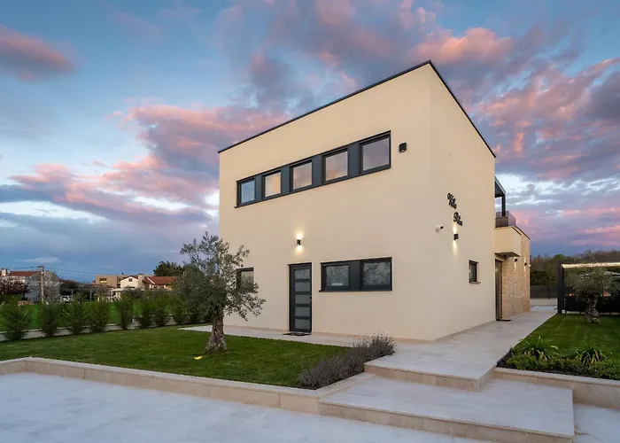 Pelin Villa